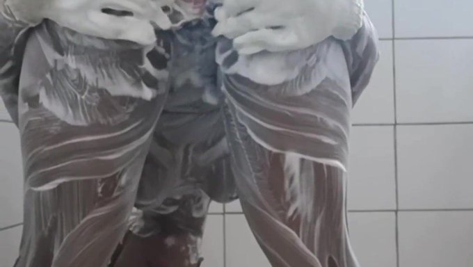 Amateur Teen'S Solo Session In The Bathroom