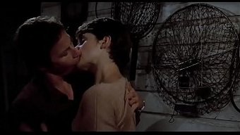 Intimate M...