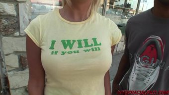 Busty Blon...